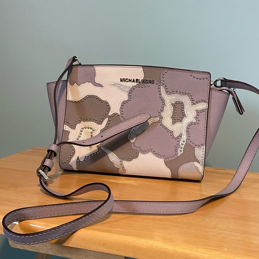 Lilac MK crossbody bag